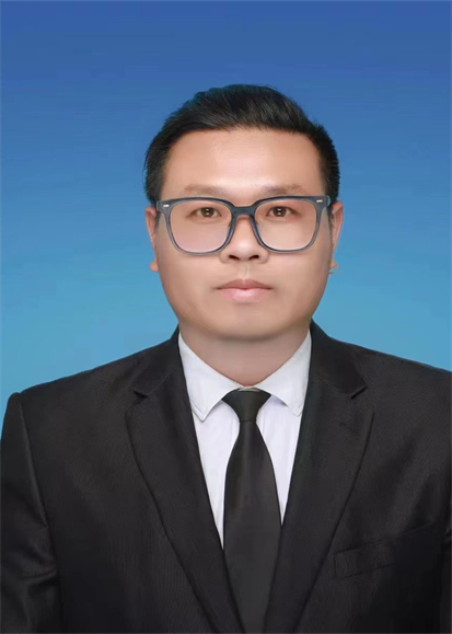 符浩(音乐部教学副校长)