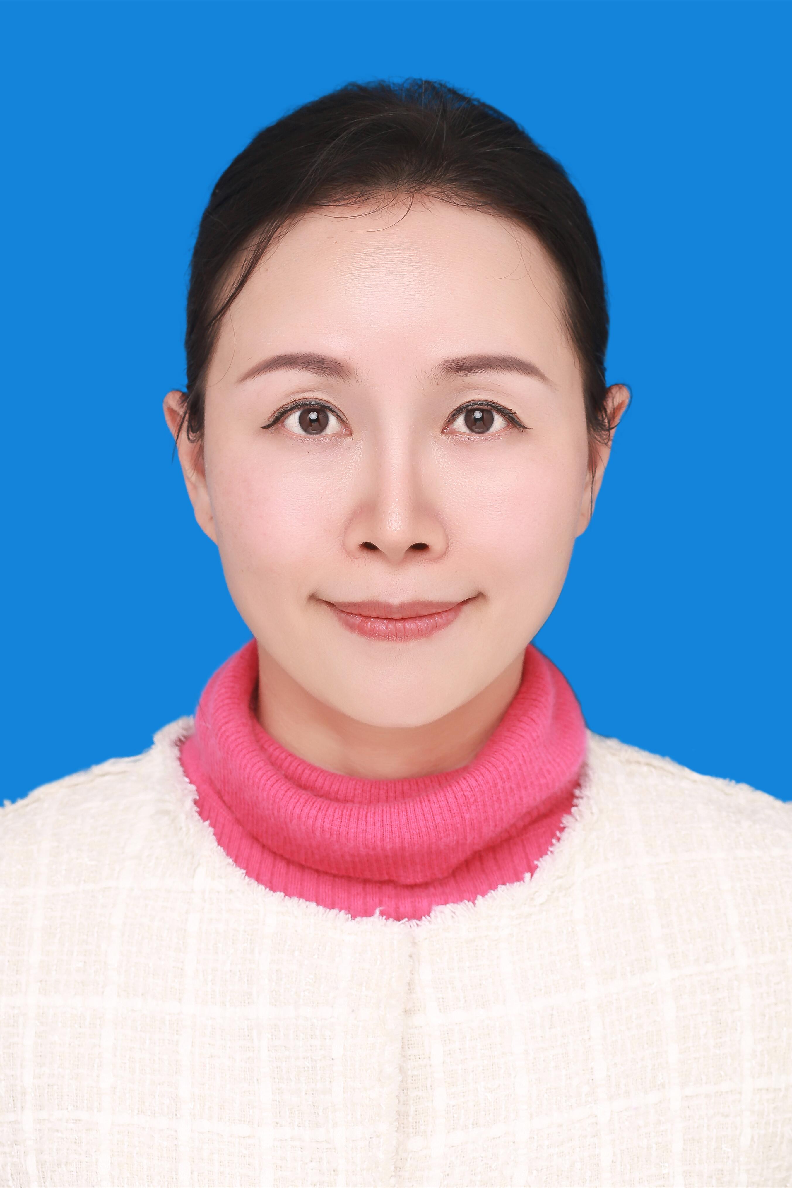 刘利玲（声乐特聘专家）